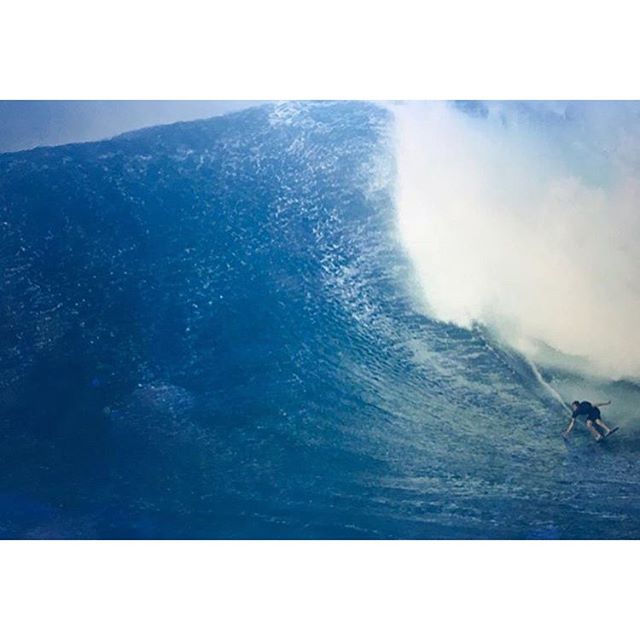 Instabanger: Exile Skimboards team rider Brad Domke skimboarding Pe'ahi!