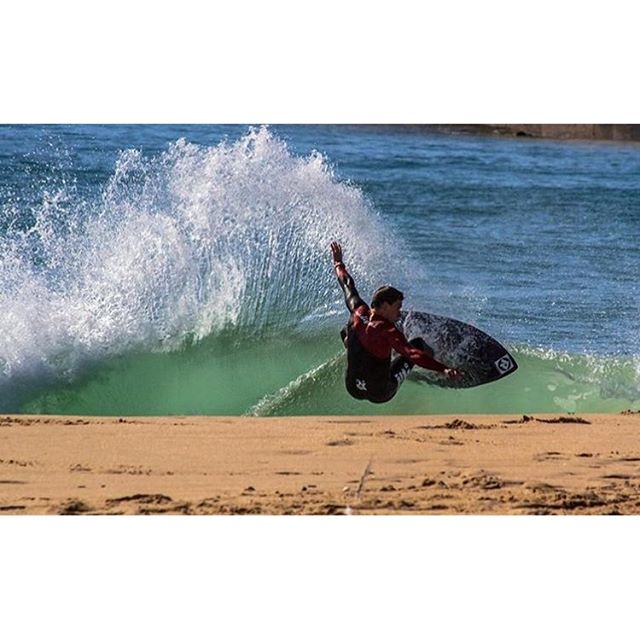Instabanger: Rafael Santos destroying a wave in Portugal. Photo by @jorgejit